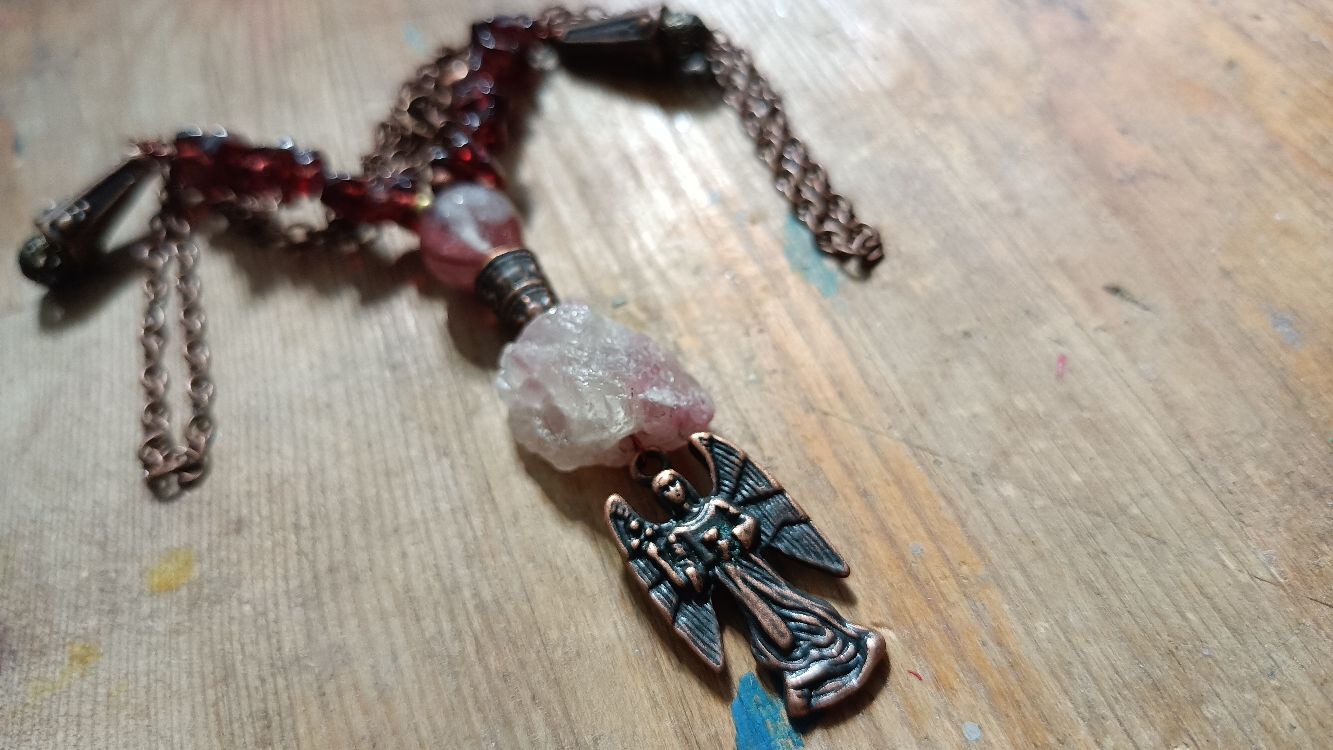 Naszyjnik Miedziany z Aniołem